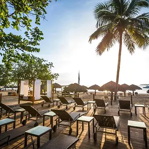 4* Ośrodek wypoczynkowy Bluebay Doradas Adults Only